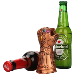 открывалка для бутылок с пивом