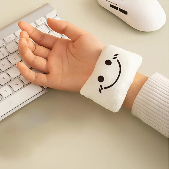 подушки на кисть