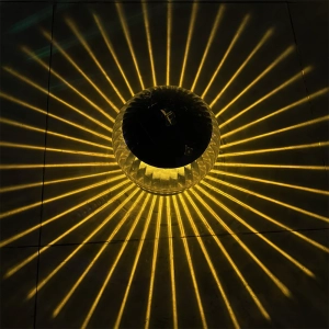 Плавающий светящийся шар