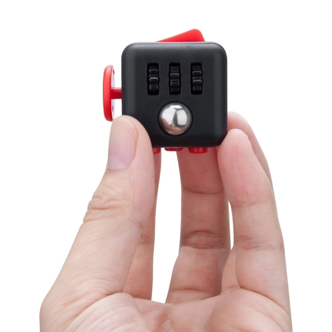 непоседа куб