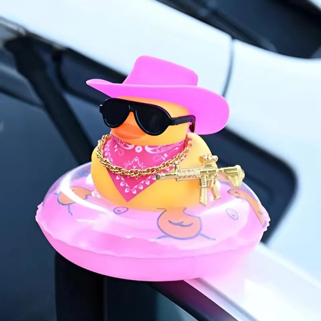 утка на приборную панель в машину