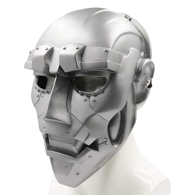 маска Доктора Дума