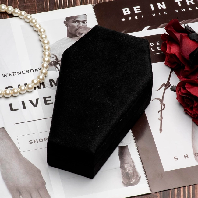 шкатулка для украшений гроб