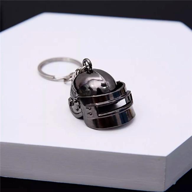 брелок в виде шлема