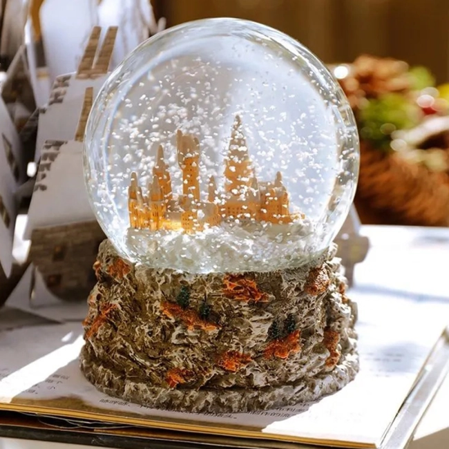 снежный шар с Хогвартсом