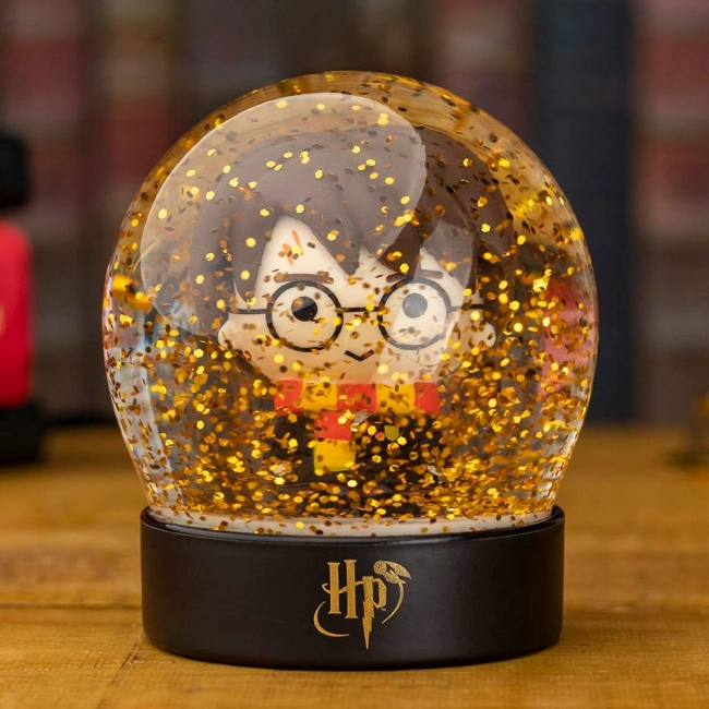 снежный шар с Гарри Поттером