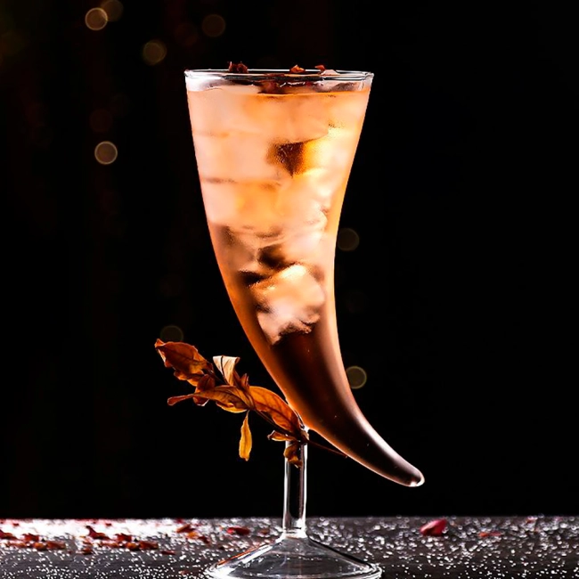 бокал рог на ножке