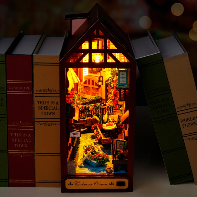 book nook с подсветкой