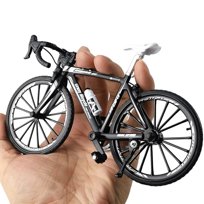 модель з велосипедом