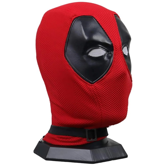 маска с Дэдпула