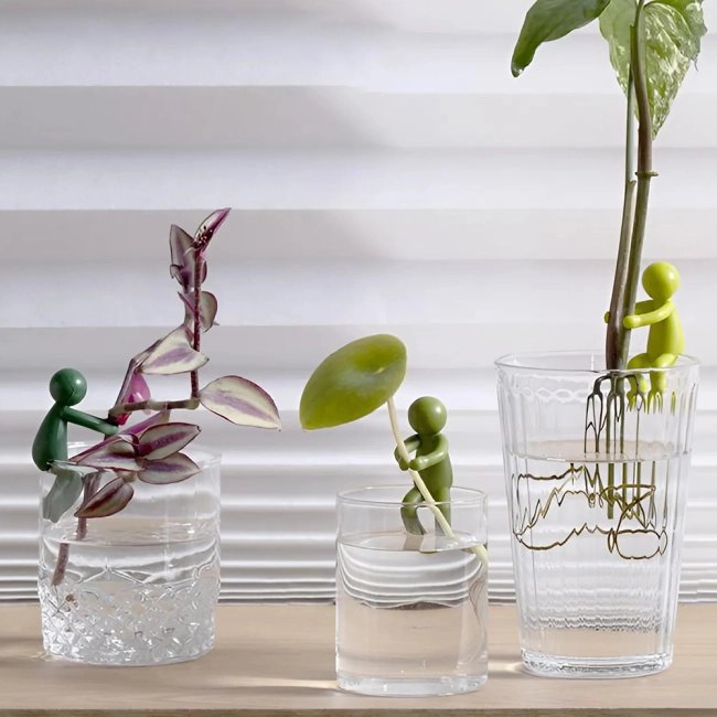 Чоловічки тримач для рослин