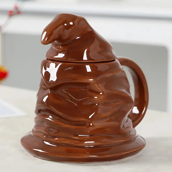 кружка в виде шляпы