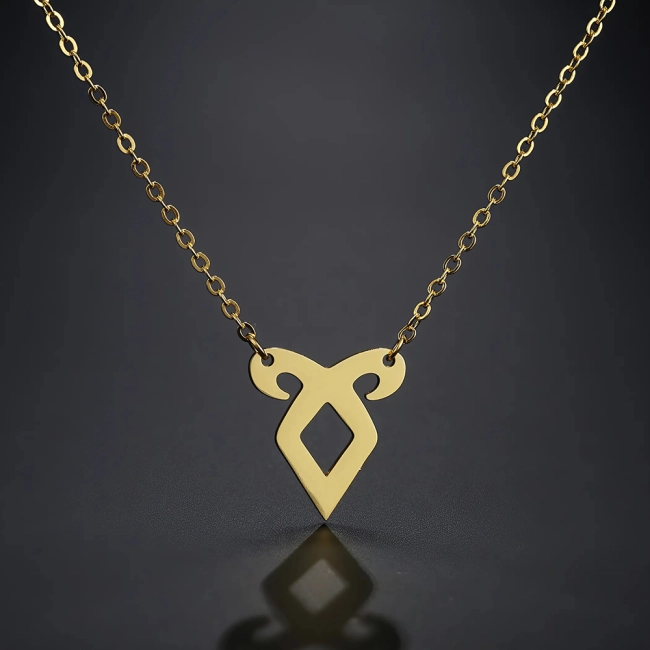 кулон с руной