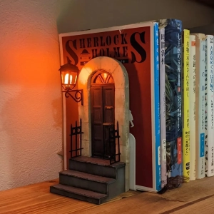 Ночник-ограничитель для книг в виде двери ограничитель для книг