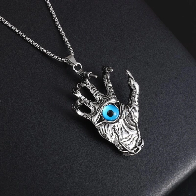 подвеска рука с глазом