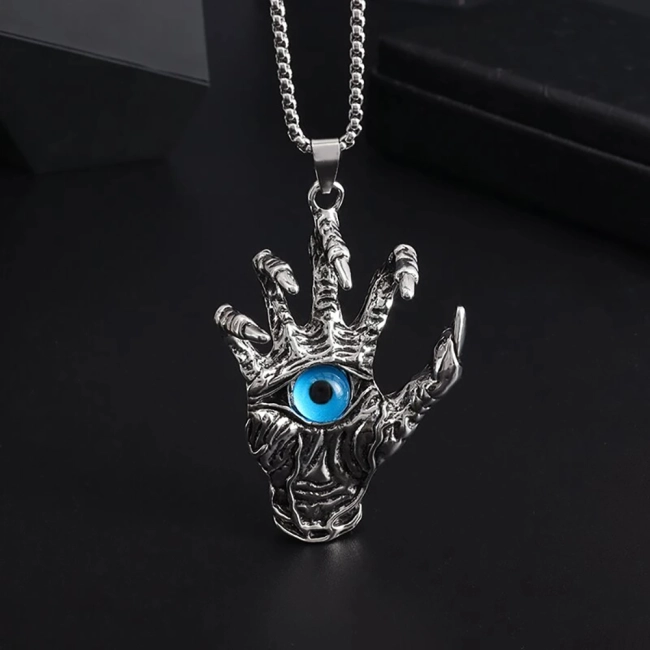 подвеска с рукой