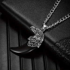 Подвеска с клыком и орлом подвеска с клыком