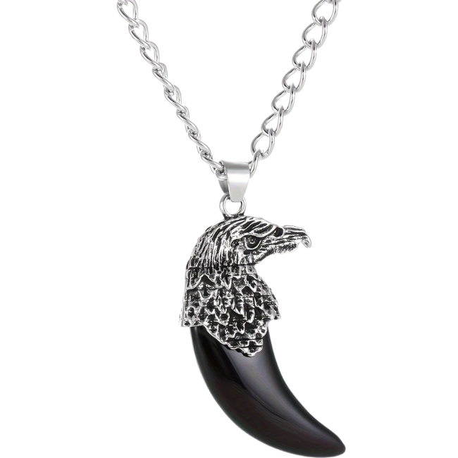 кулон з іклом