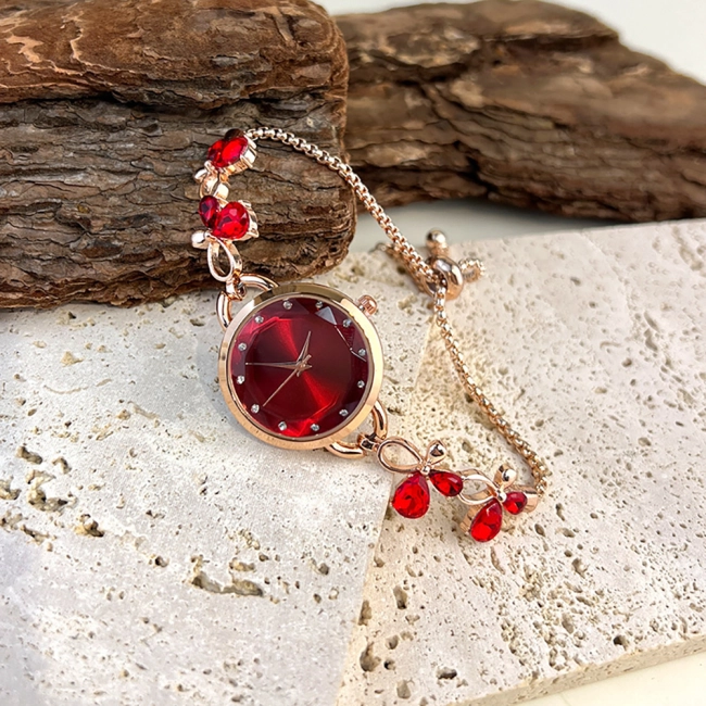 годинник на ремінці-ланцюжку