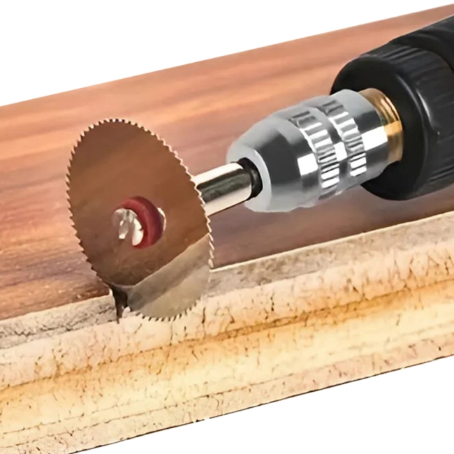 гравер с комплектом насадок