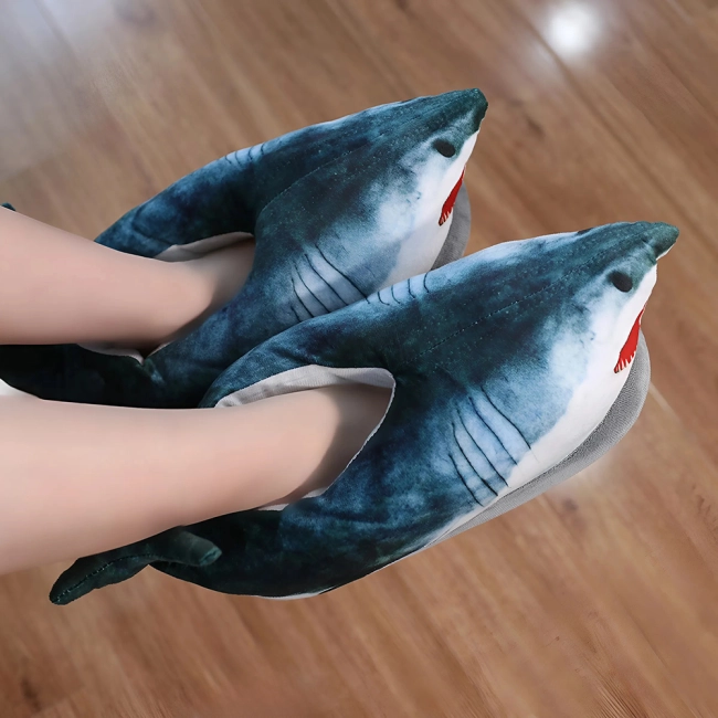 тапки с акулами