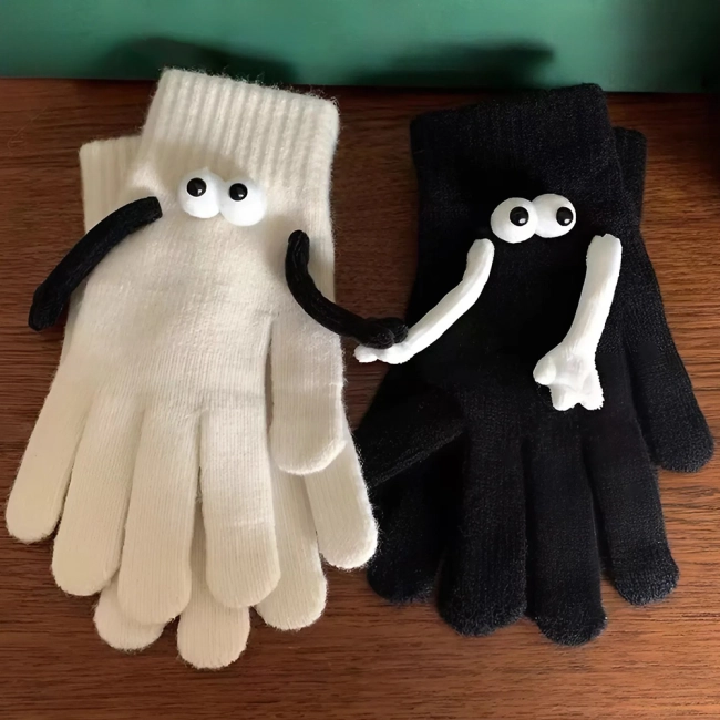 перчатки с магнитными руками