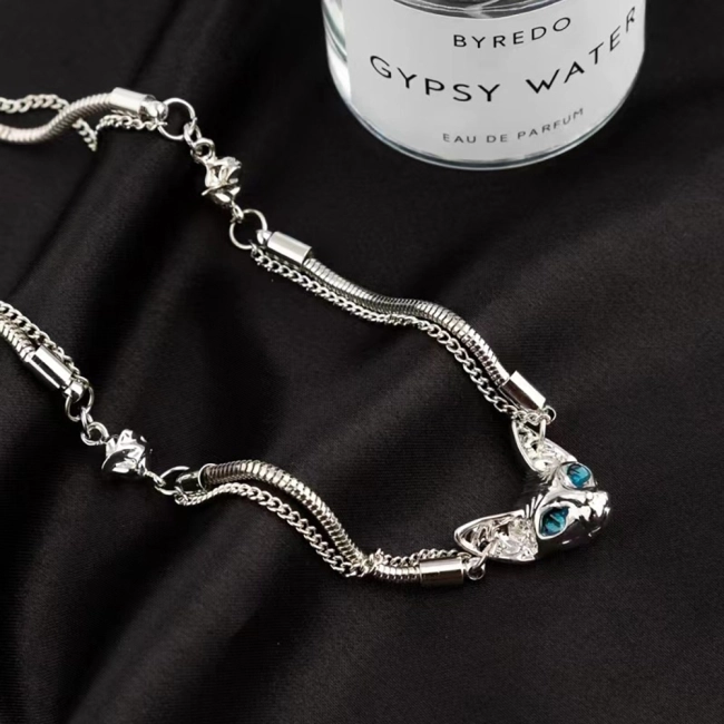 підвіска з кішкою