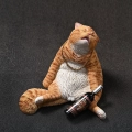 фигурка пьяный кот