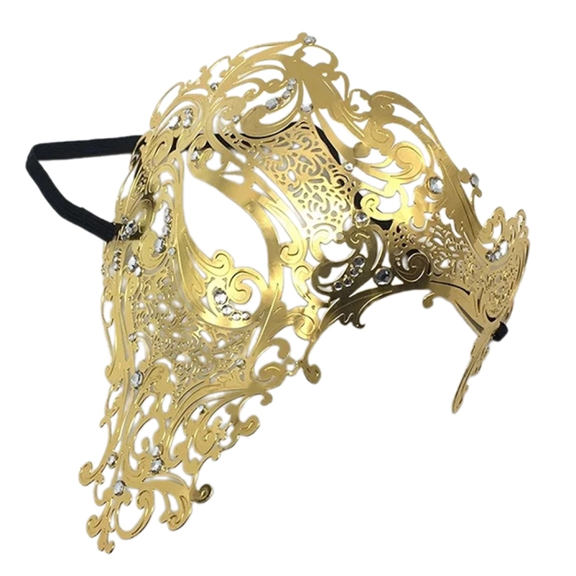 маска с половиной лица