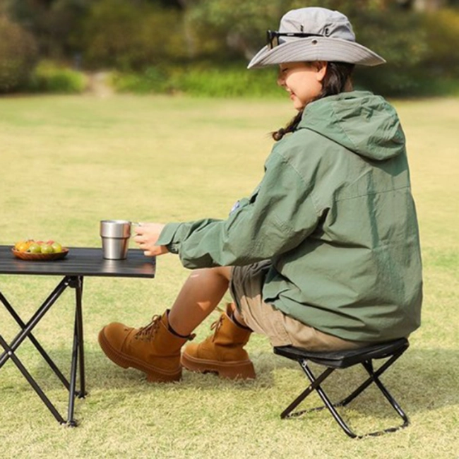 туристический стул на природу