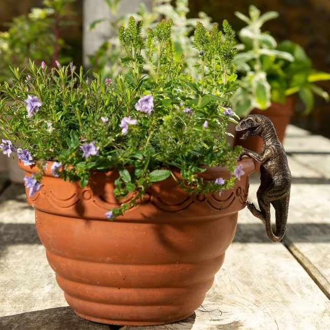 садова фігура динозавр