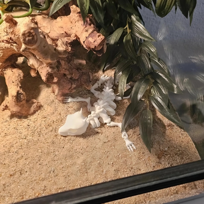 игрушка скелет дракона