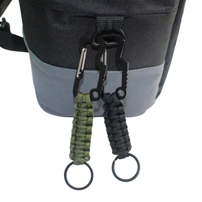 карабин с паракордом