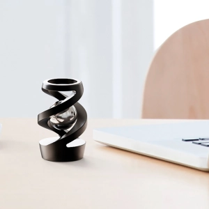 кинетическая настольная игрушка