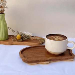 Дерев'яна декоративна таця дерев'яна декоративна таця