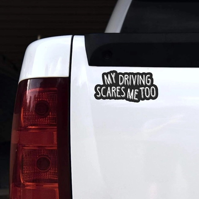 наклейка на машину с надписью