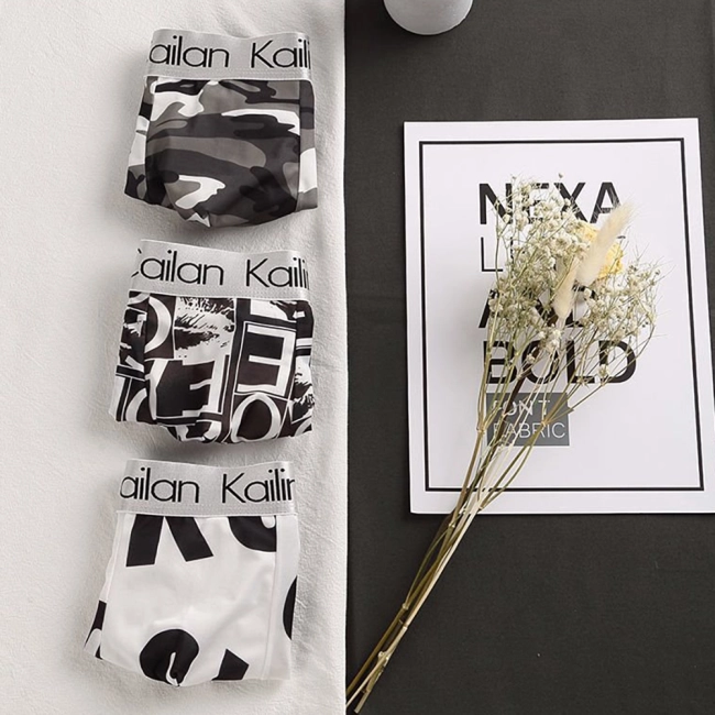 комплект чоловічих боксерів