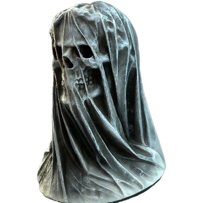 готическая статуэтка