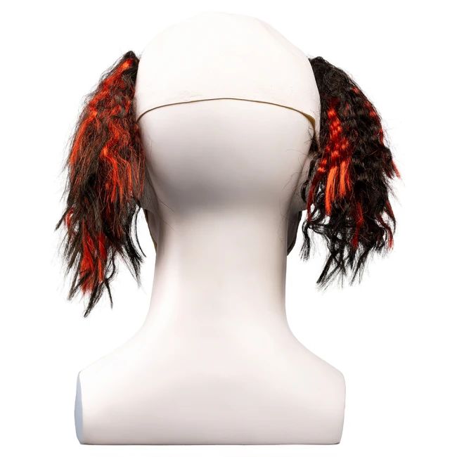 маска со шрамами