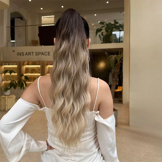 шиньон-хвост на крабе