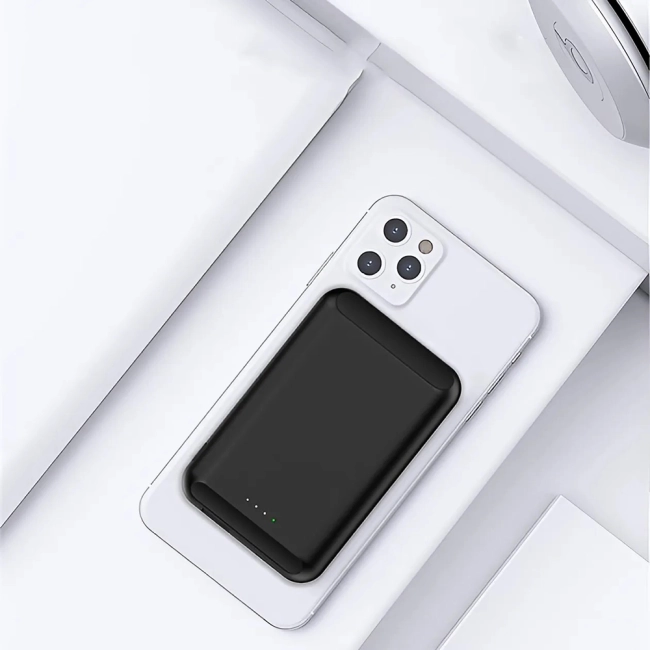 магнитный повербанк с беспроводной зарядкой