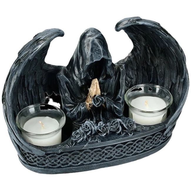 подсвечник в готическом стиле