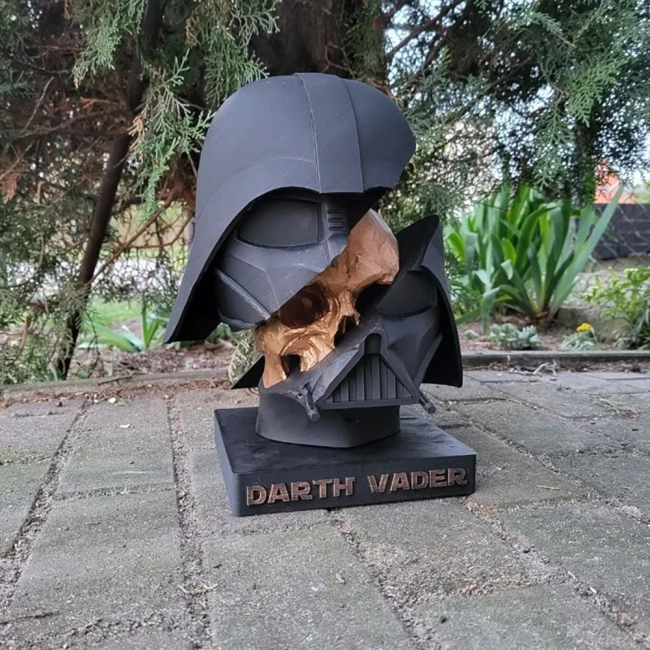 фигурка Darth Vader