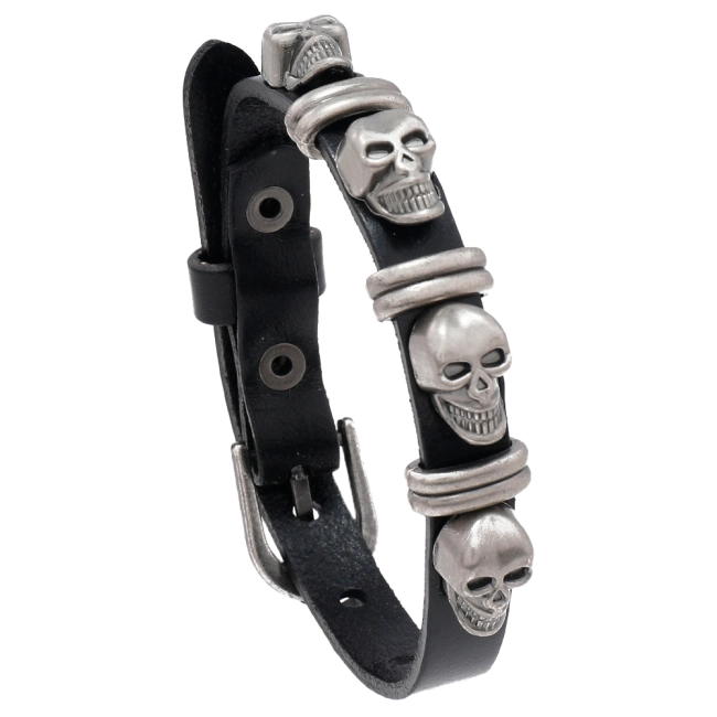 мужской браслет с черепами
