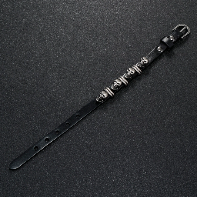 браслет черепа на руку