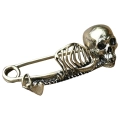 брошь с черепом