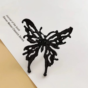 Жіноча каблучка з метеликом каблучка з метеликом