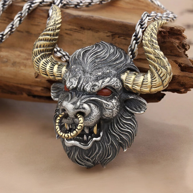 кулон голова быка