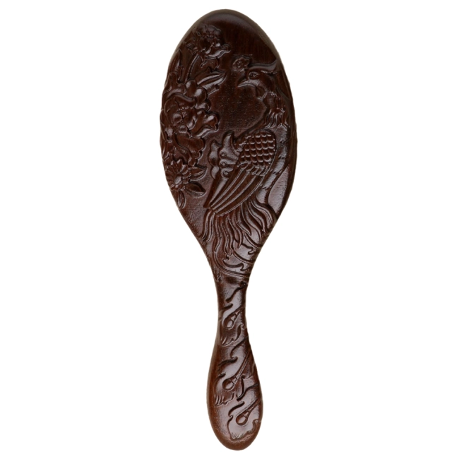 деревянная массажная расческа