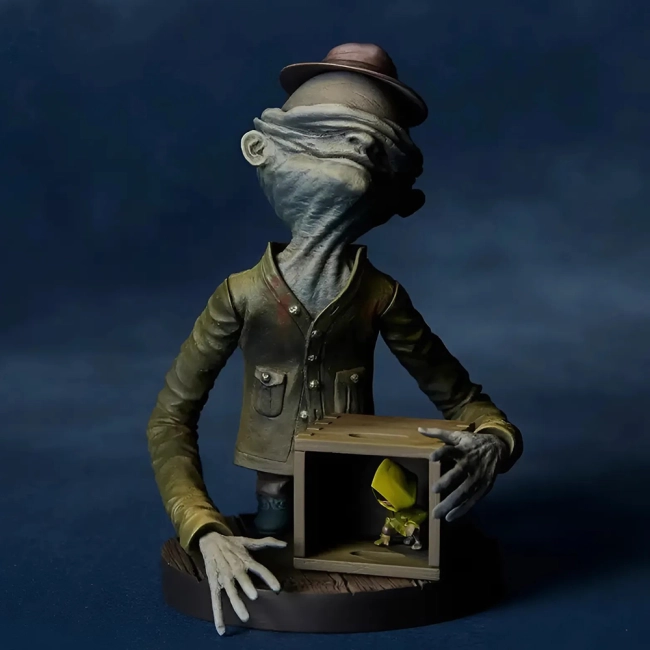 фигурка персонажа игры